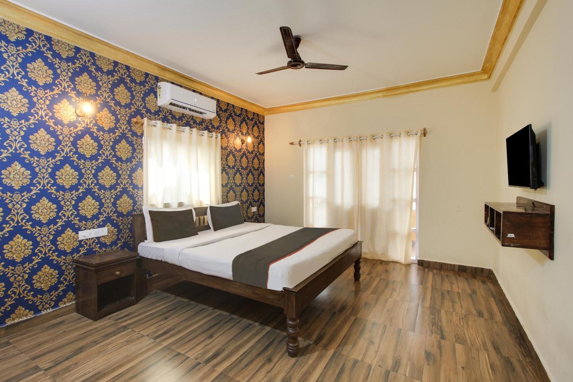 Collection O Romeos Place Baga Beach Hotel Calangute Exterior photo