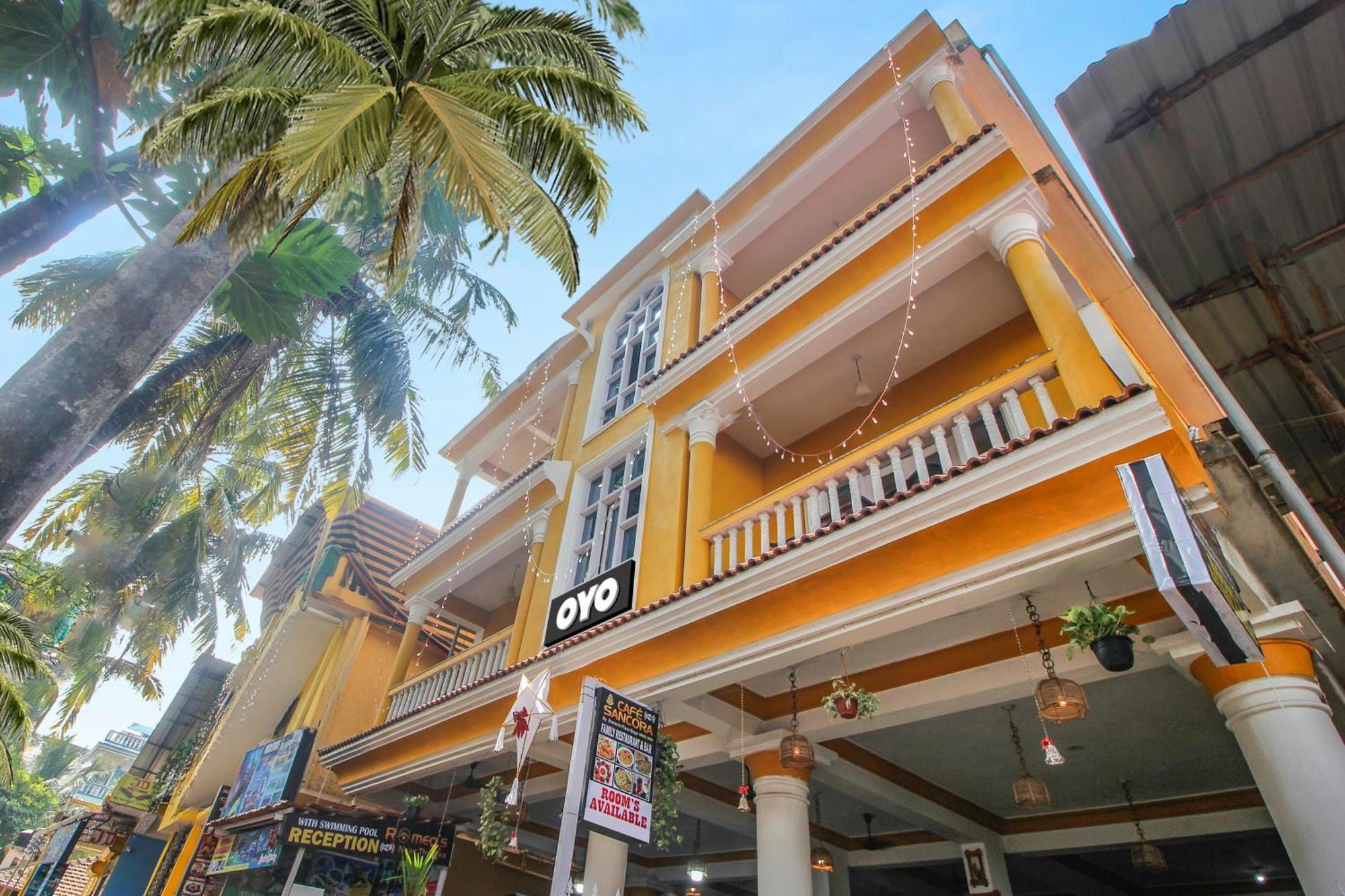 Collection O Romeos Place Baga Beach Hotel Calangute Exterior photo