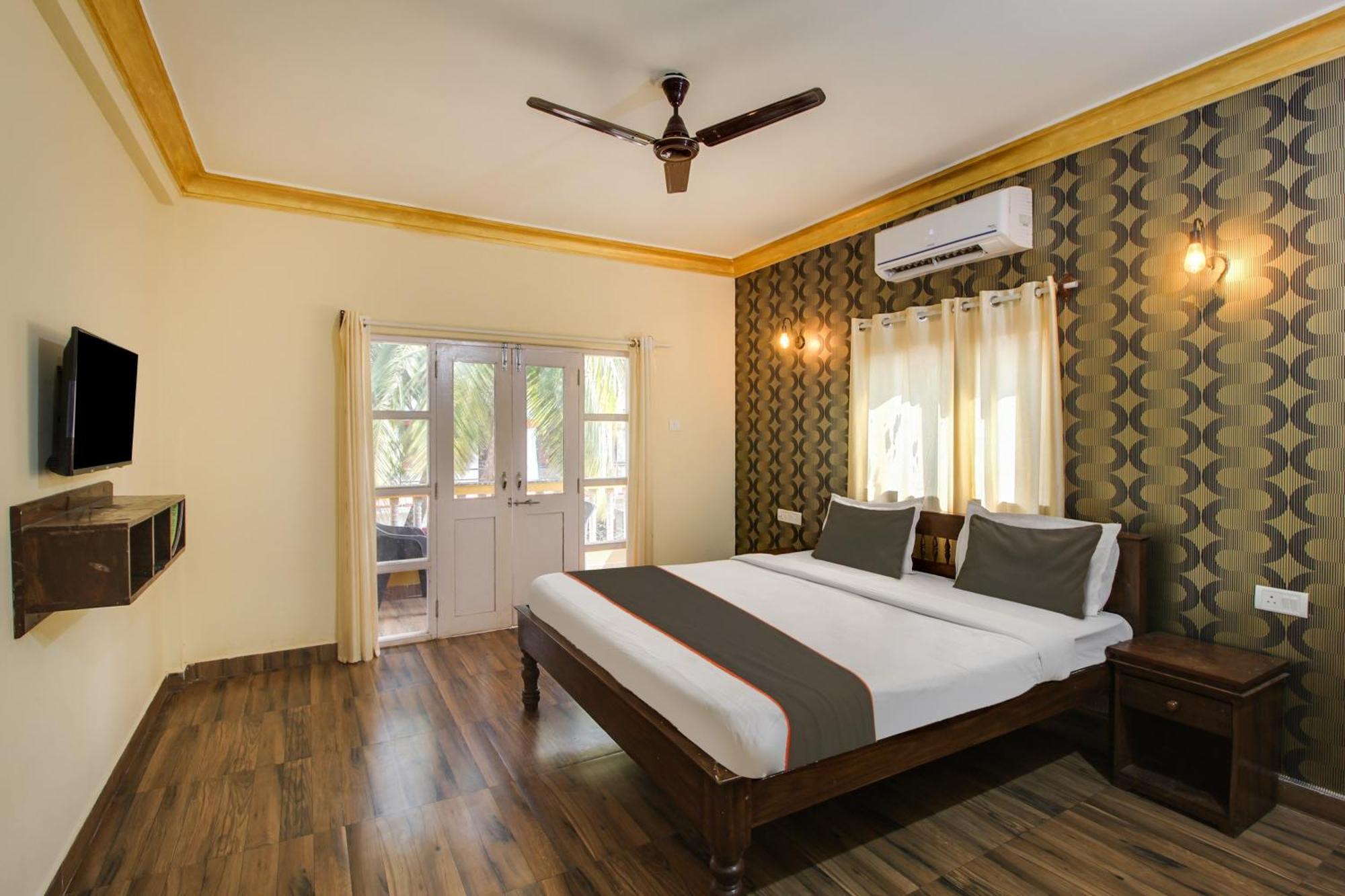 Collection O Romeos Place Baga Beach Hotel Calangute Exterior photo